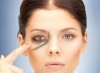 چگونه می‌توان تیرگی‌های اطراف چشم را کمرنگ کنیم؟