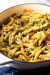 طرز تهیه پاستا پیاز غذای رژیمی وگیاهی
