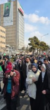 آذری جهرمی در راهپیمایی ۲۲ بهمن | وزیر دولت روحانی هم آمد