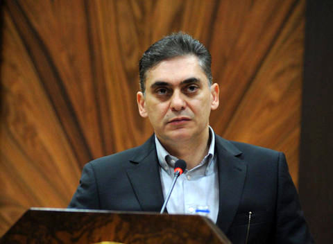 موفقیت مشروط بازار متشکل ارزی 