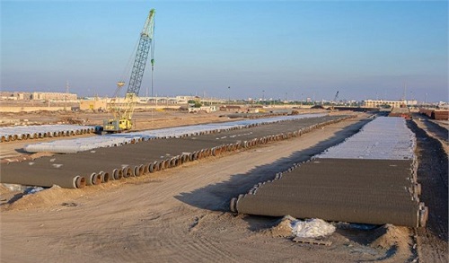 آغاز احداث کانال‌ و لوله گذاری میدان جاسک
